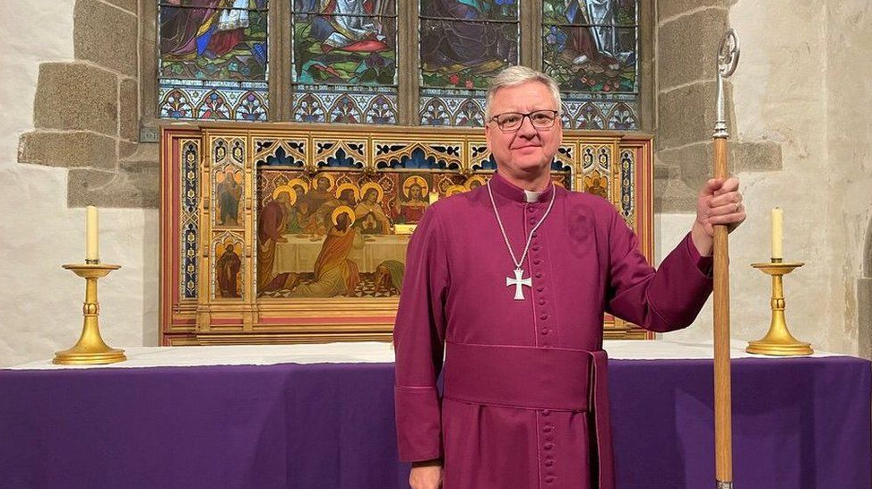 Bishop steps down while finances are inspected